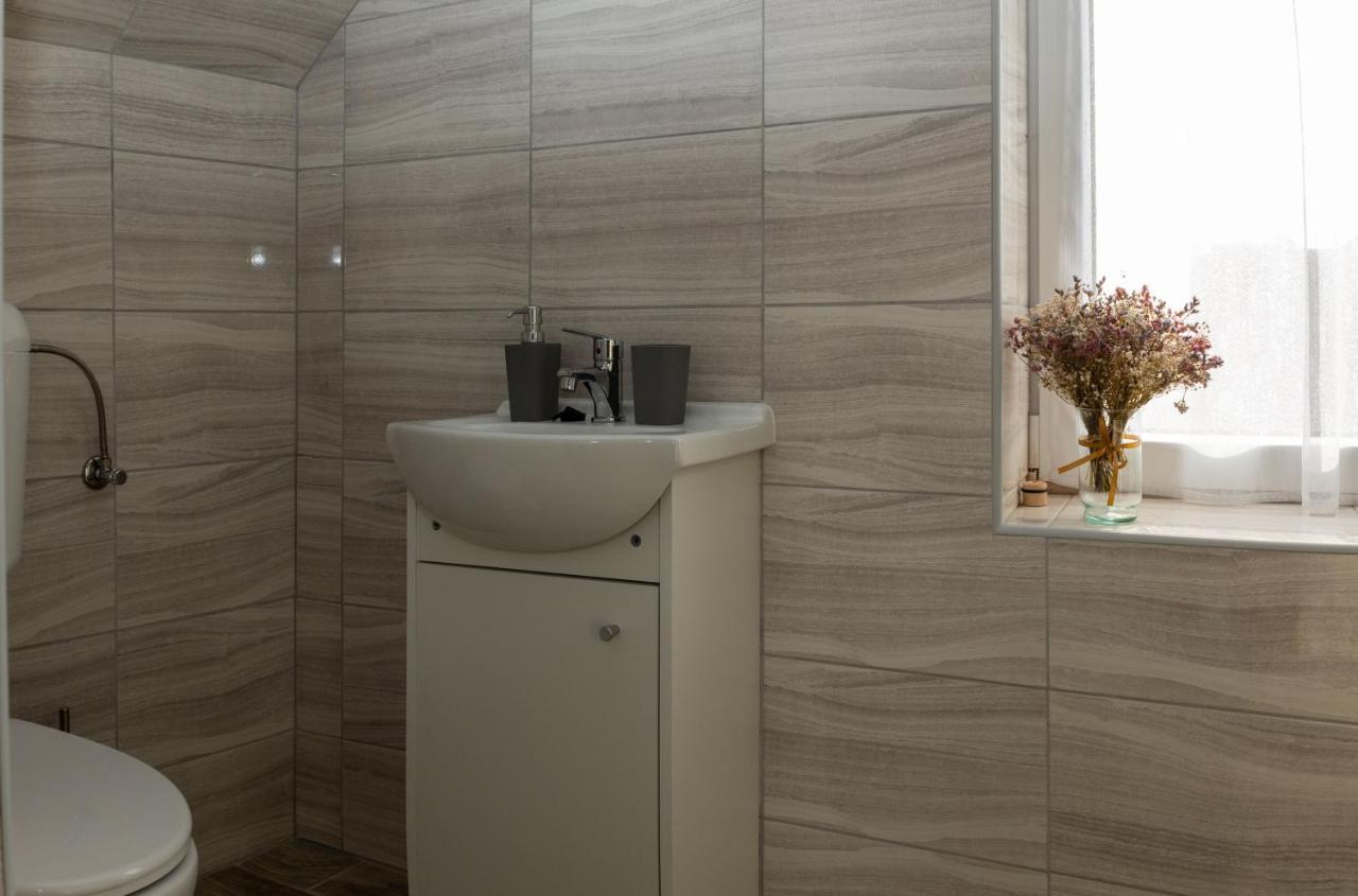 Takacs Pince Apartman Hajos Экстерьер фото